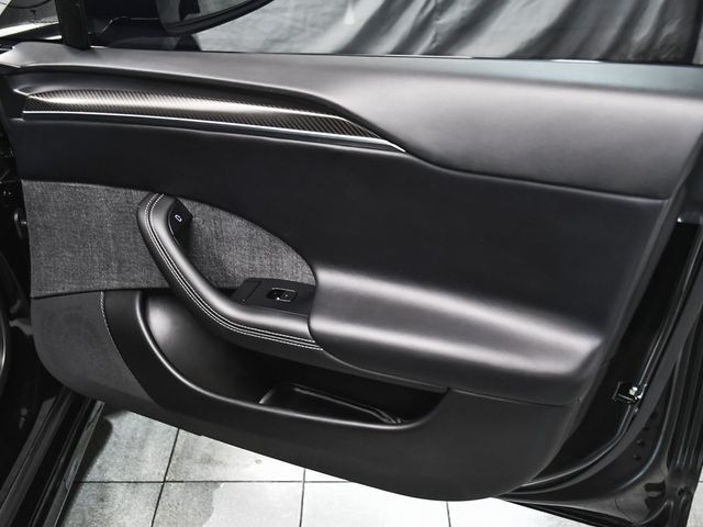 2021 Tesla Model S Plaid - 22957354 - 19