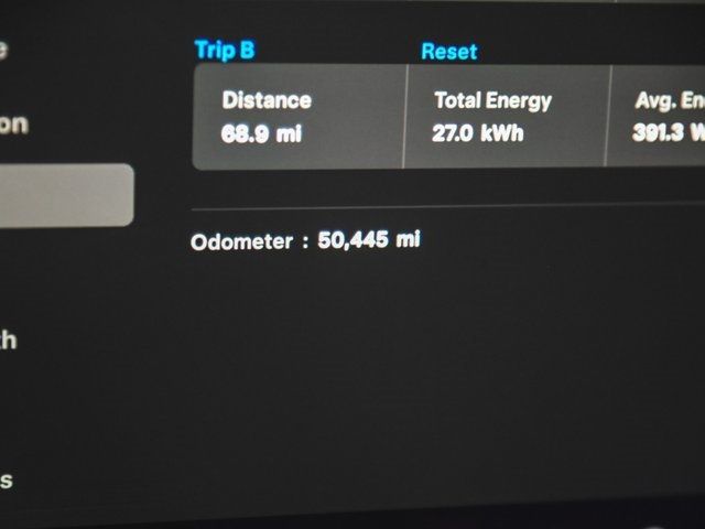 2021 Tesla Model S Plaid - 22925347 - 18