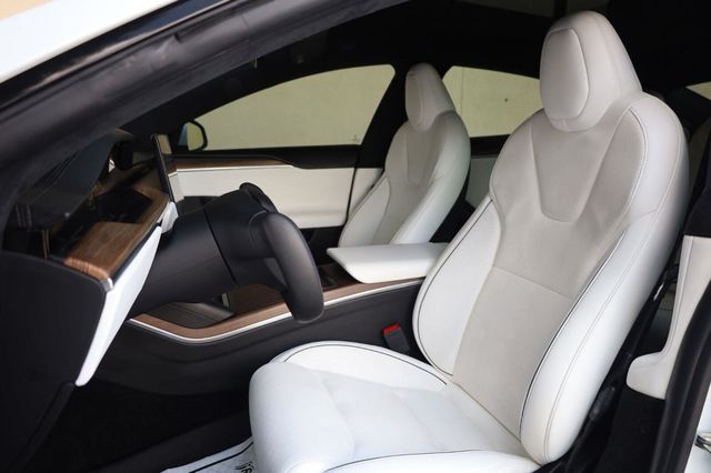 2021 Tesla Model S Plaid - 23079128 - 17