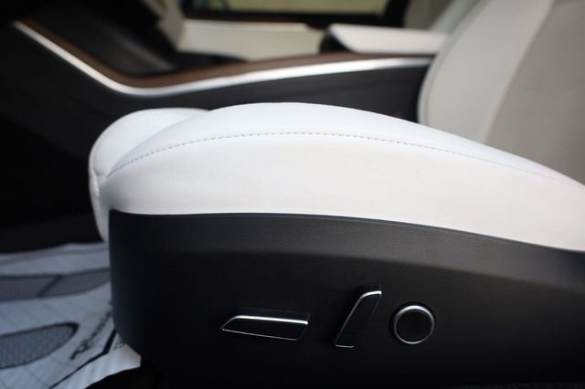2021 Tesla Model S Plaid - 23079128 - 18