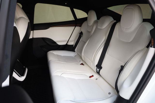 2021 Tesla Model S Plaid - 23079128 - 22