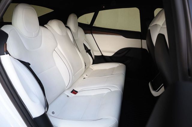 2021 Tesla Model S Plaid - 23079128 - 24