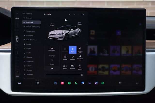 2021 Tesla Model S Plaid - 23079128 - 44