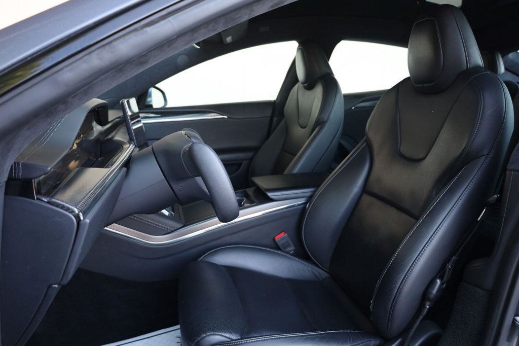 Tesla Model S photo 18