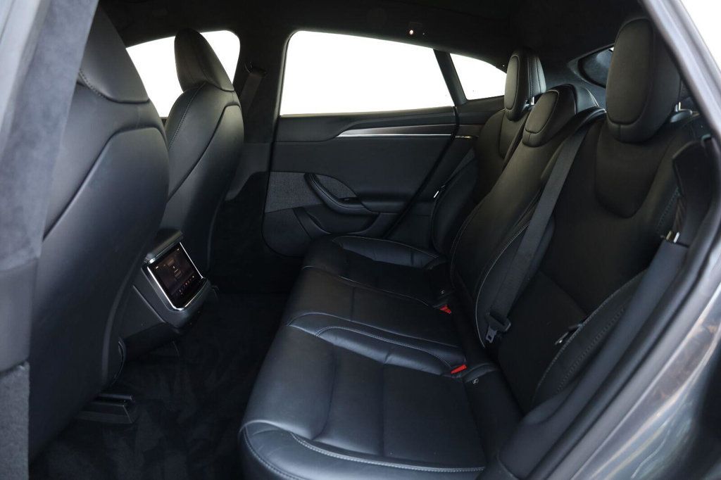 Tesla Model S photo 21