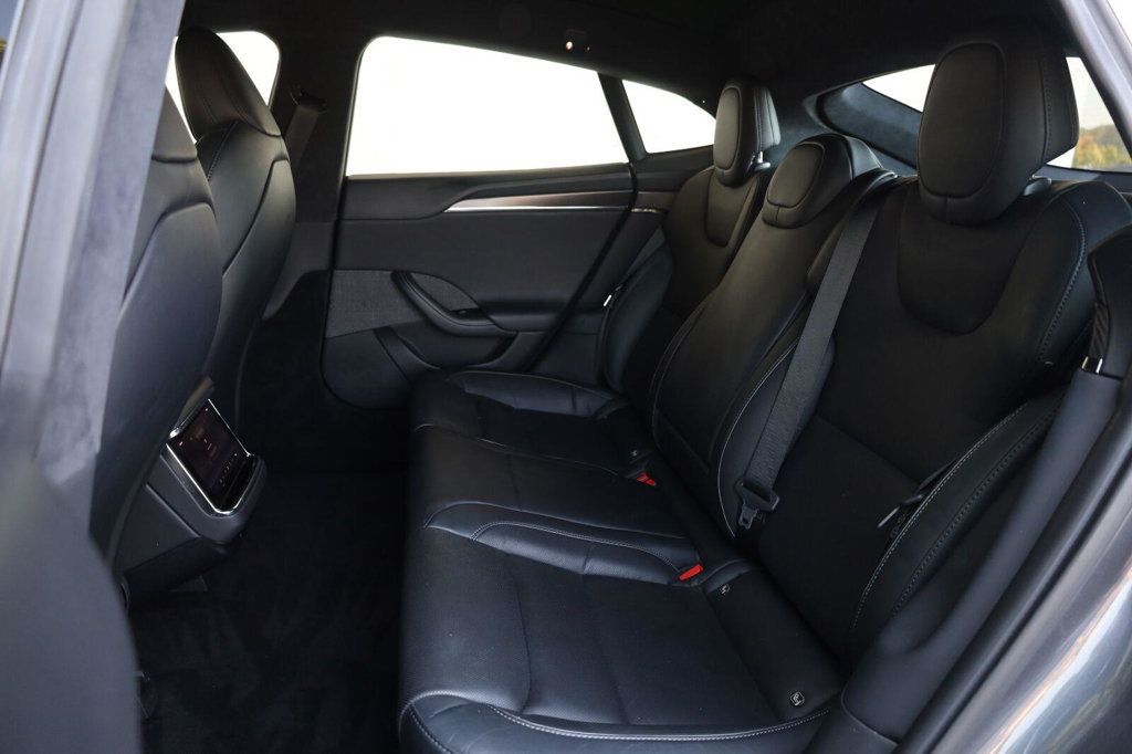 Tesla Model S photo 22