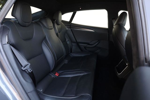 2021 Tesla Model S Plaid - 23085031 - 23