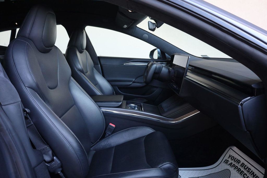 Tesla Model S photo 27
