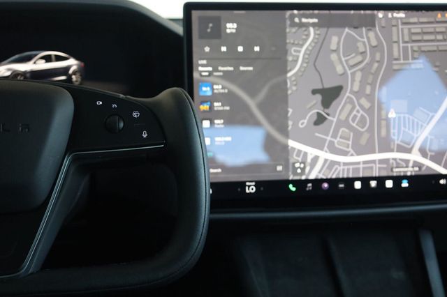 2021 Tesla Model S Plaid - 23085031 - 32