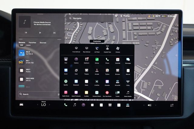 2021 Tesla Model S Plaid - 23085031 - 40