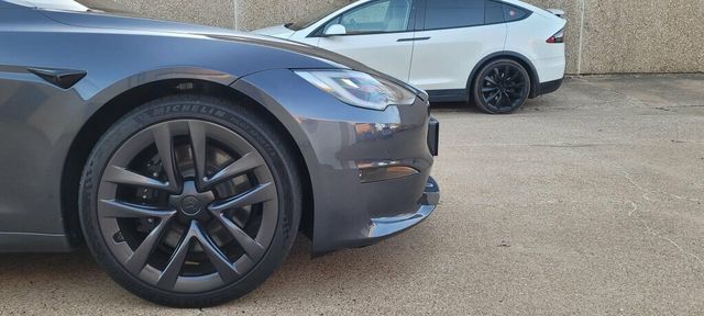 2021 Tesla Model S Plaid AWD - 22765532 - 16