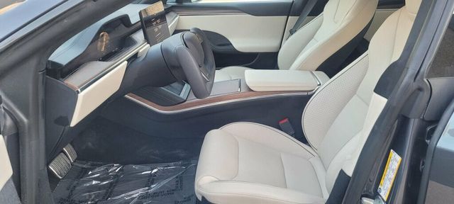 2021 Tesla Model S Plaid AWD - 22765532 - 19