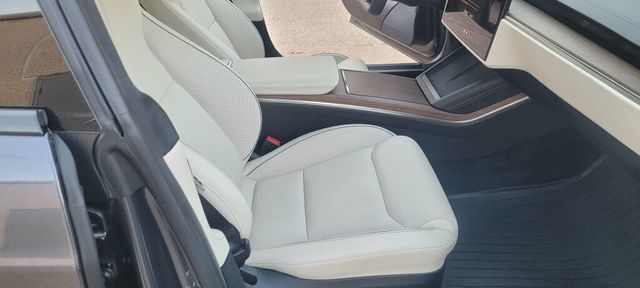 2021 Tesla Model S Plaid AWD - 22765532 - 27