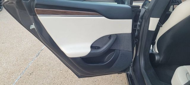 2021 Tesla Model S Plaid AWD - 22765532 - 32