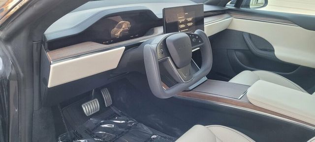 2021 Tesla Model S Plaid AWD - 22765532 - 3