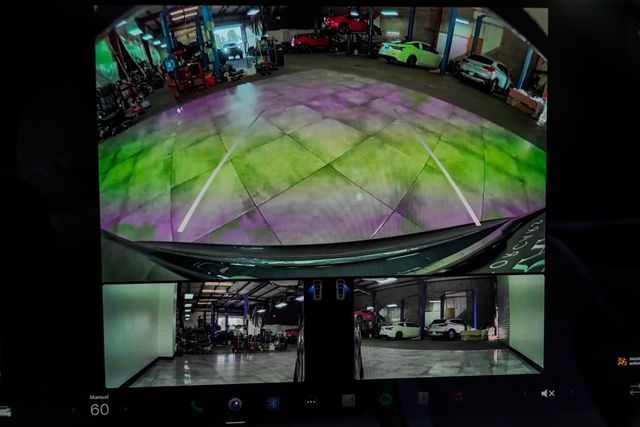 2021 Tesla Model S Plaid AWD - 22903135 - 26