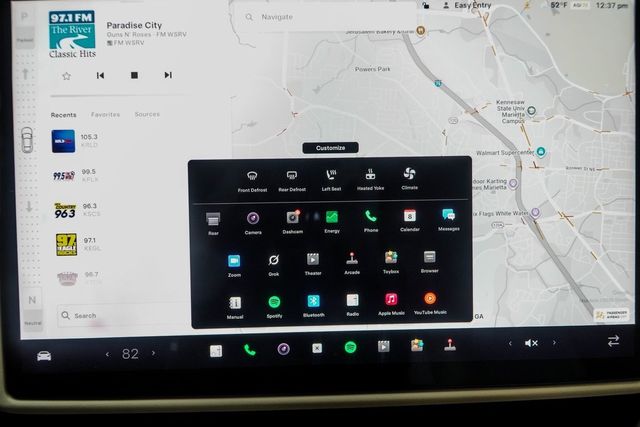 2021 Tesla Model S Plaid AWD - 22955161 - 25