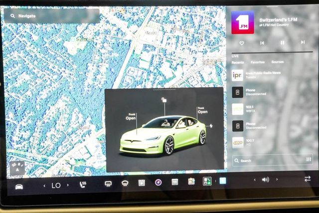 2021 Tesla Model S Plaid AWD - 23038579 - 26