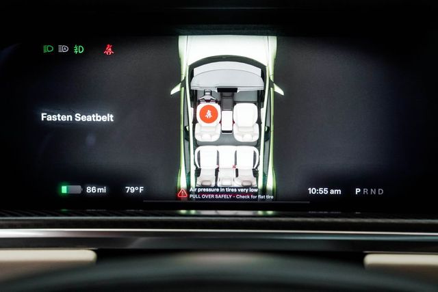 2021 Tesla Model S Plaid AWD - 23038579 - 32