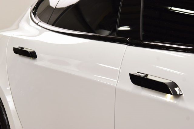 2021 Tesla Model S Plaid AWD - 22971566 - 17
