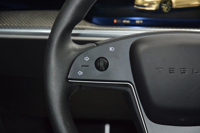 2021 Tesla Model S Plaid AWD - 22971566 - 33