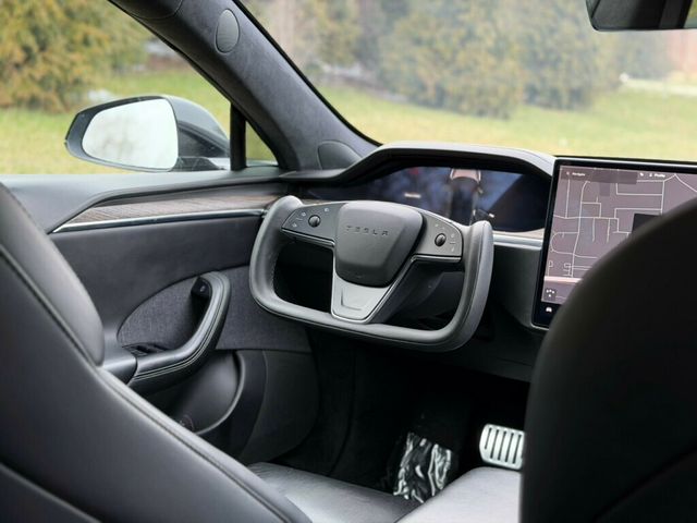 2021 Tesla Model S Plaid AWD - 22994535 - 21