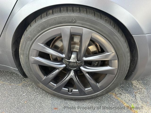 2021 Tesla Model S Plaid AWD - 23025837 - 22