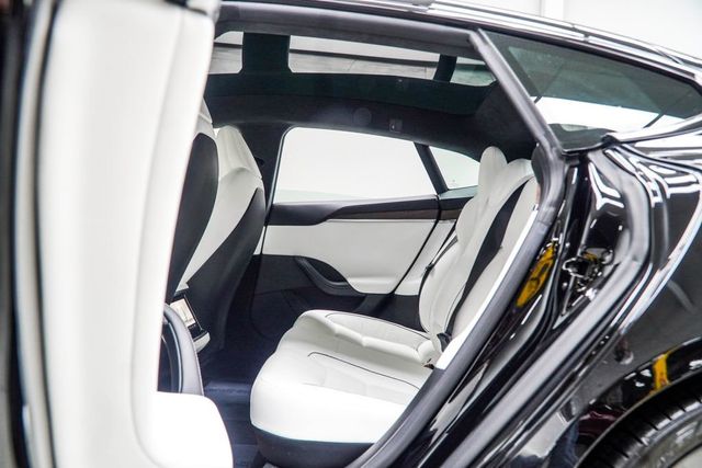 2021 Tesla Model S Plaid AWD - 23022090 - 33
