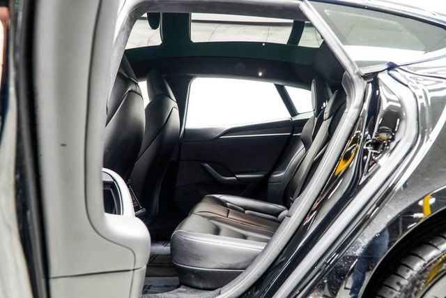 2021 Tesla Model S Plaid AWD - 23035713 - 34