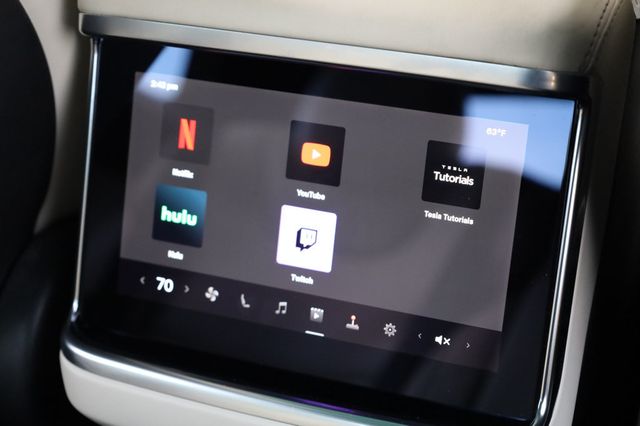 2021 Tesla Model S Plaid AWD - 22939967 - 33