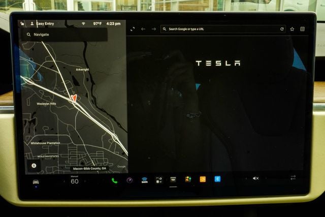 2021 Tesla Model S Plaid AWD - 23019654 - 21