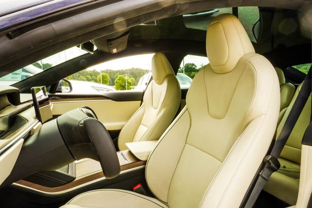 2021 Tesla Model S Plaid AWD - 23019654 - 33