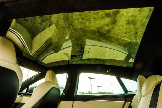 2021 Tesla Model S Plaid AWD - 23019654 - 36
