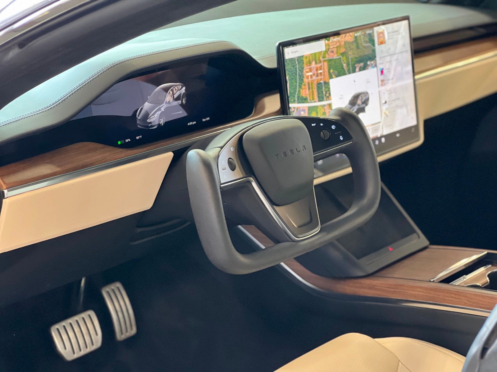 2021 Tesla Model S Plaid AWD photo 18