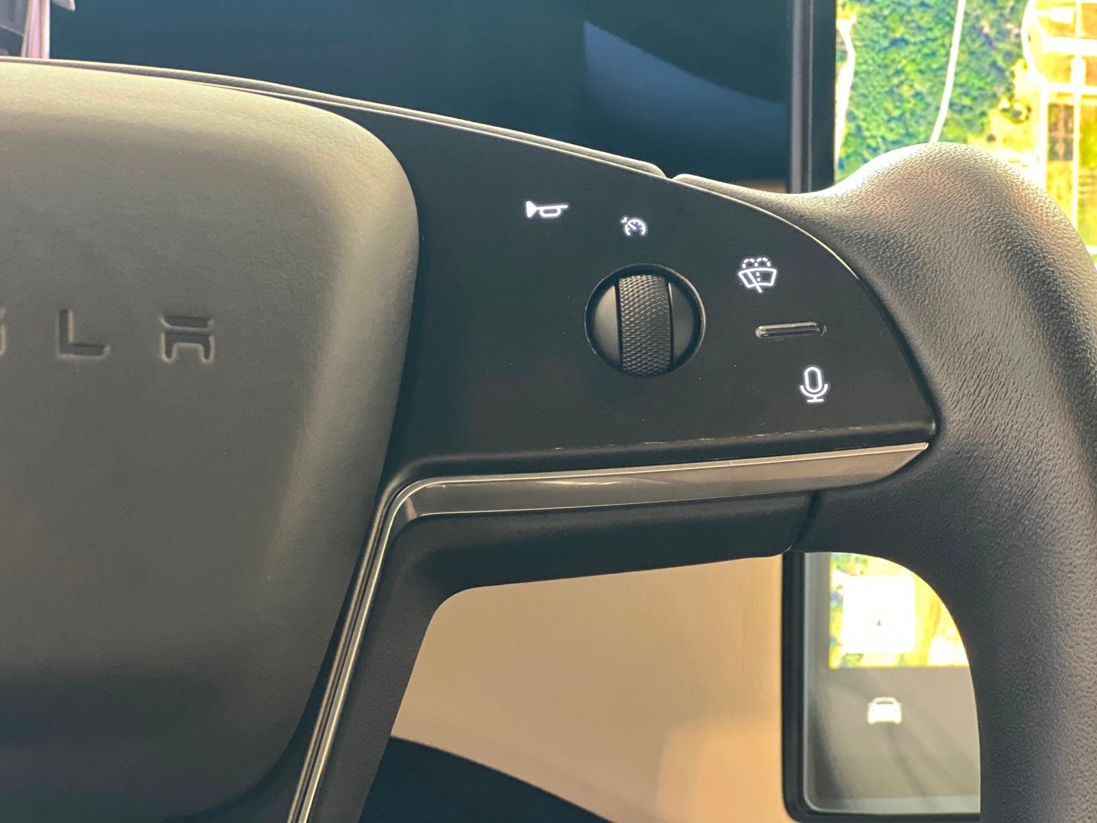 2021 Tesla Model S Plaid AWD photo 21