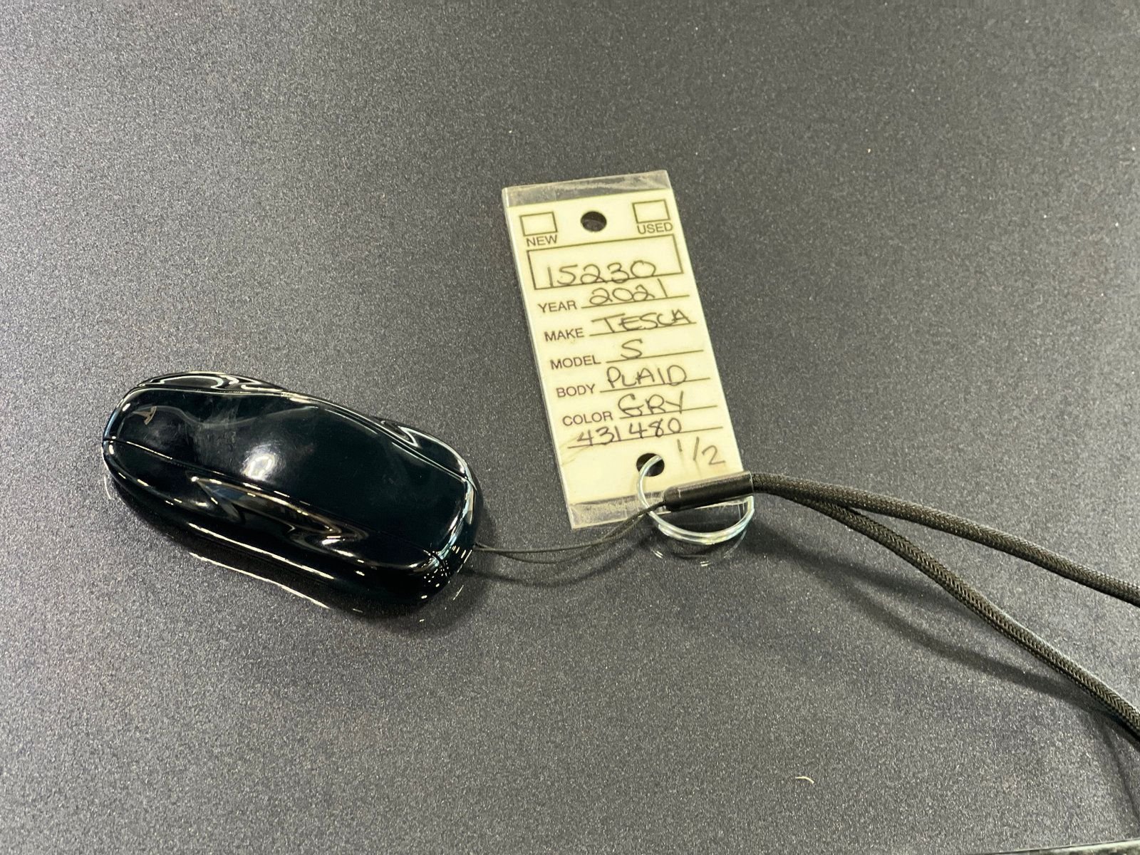2021 Tesla Model S Plaid AWD photo 33