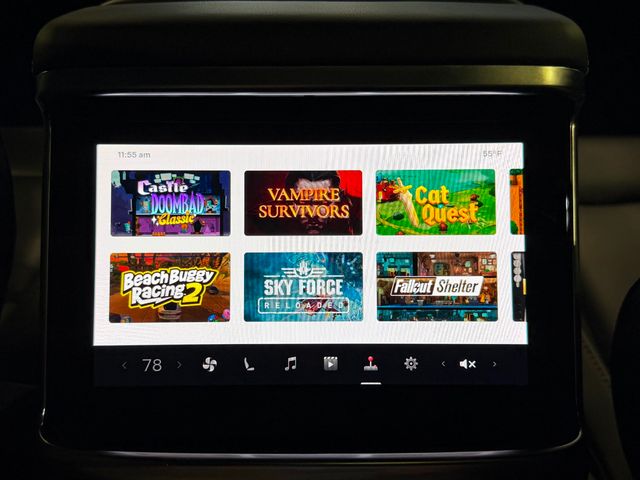 2021 Tesla Model S Plaid AWD - 22956199 - 30