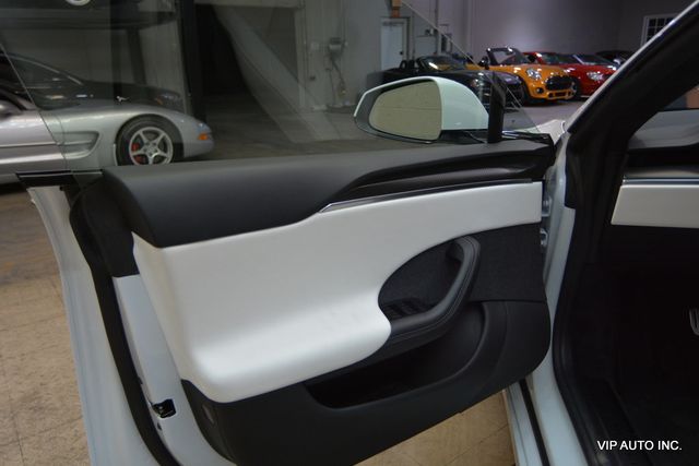 2021 Tesla Model S Plaid AWD - 23075201 - 10