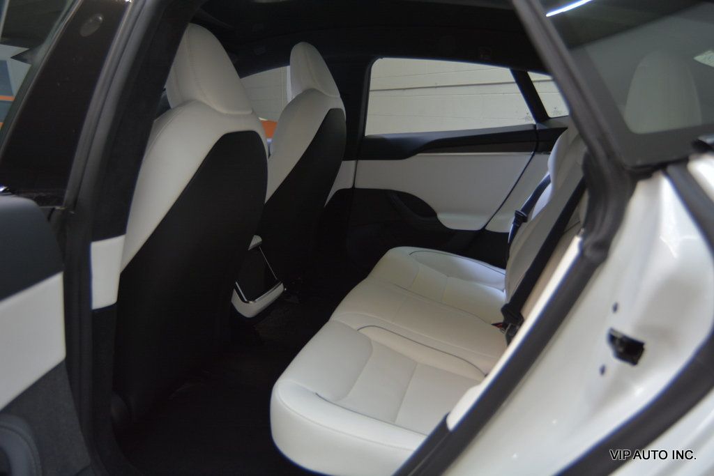 2021 Tesla Model S Plaid AWD - 23075201 - 19