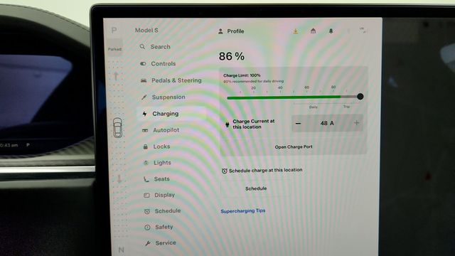 2021 Tesla Model S Plaid AWD - 22937553 - 18