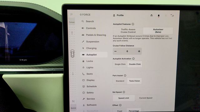 2021 Tesla Model S Plaid AWD - 22999651 - 19