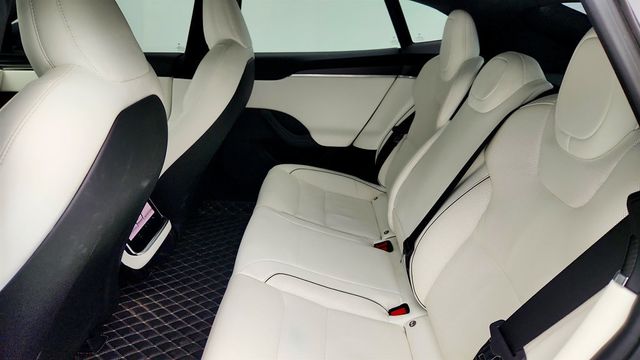 2021 Tesla Model S Plaid AWD - 22999651 - 25