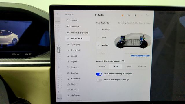 2021 Tesla Model S Plaid AWD w/ 21'' Arachnid Wheels and Premium Cream Interior - 23009553 - 16
