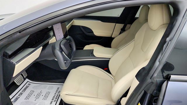 2021 Tesla Model S Plaid AWD w/ Cream Premium Interior - 23079117 - 25