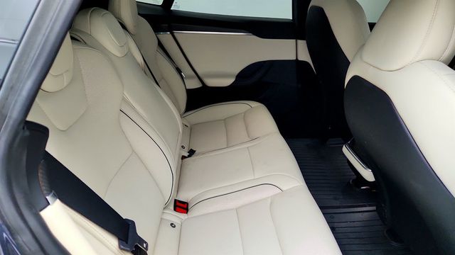 2021 Tesla Model S Plaid AWD w/ Cream Premium Interior - 23079117 - 27
