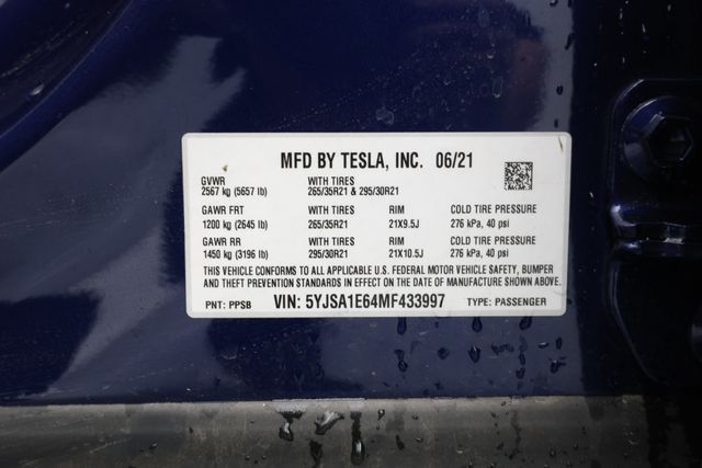 2021 Tesla Model S Plaid AWD with 21'' Arachnid Wheels - 22937553 - 18