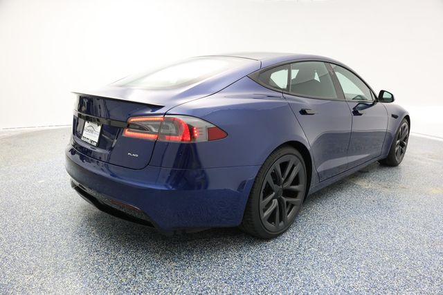 2021 Tesla Model S Plaid AWD with 21'' Arachnid Wheels - 22937553 - 2