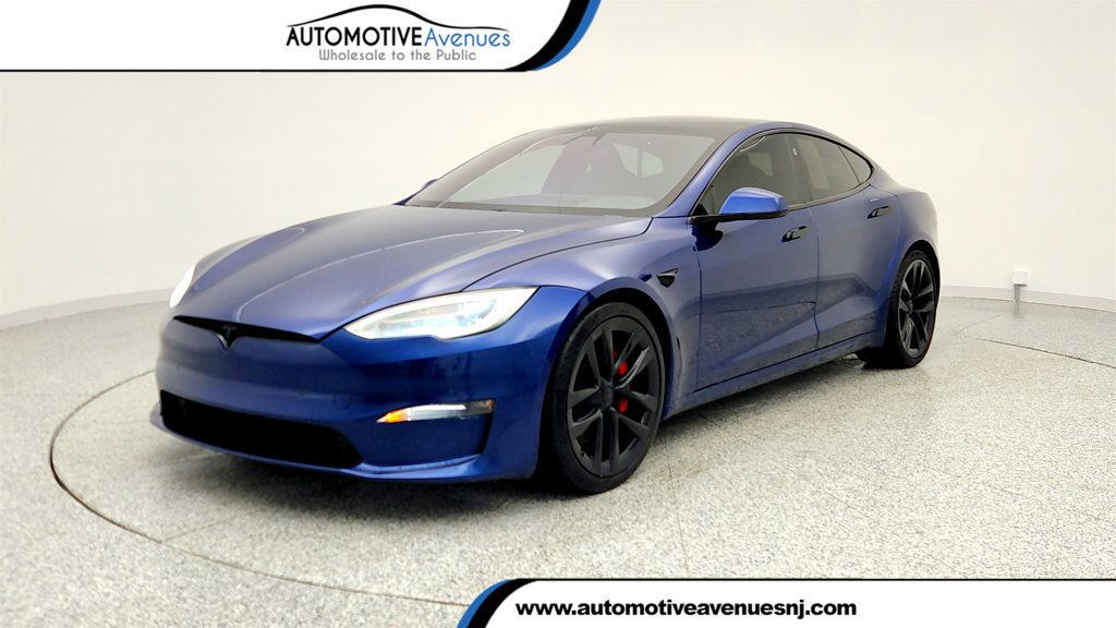 2021 Tesla Model S Plaid AWD with 21'' Arachnid Wheels - 22966683 | Video 1