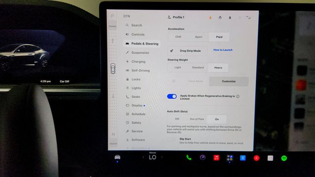 2021 Tesla Model S Plaid AWD with 21'' Arachnid Wheels - 23053258 - 16