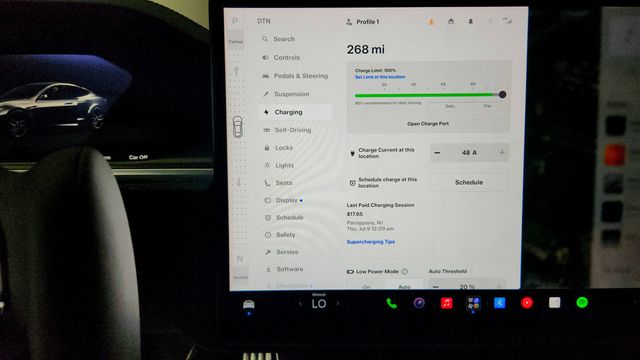 2021 Tesla Model S Plaid AWD with 21'' Arachnid Wheels - 23053258 - 18